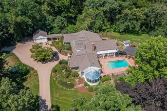 6N197 Denker Rd, Saint Charles, IL 60175