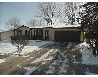 3543 Seaway Dr, Lansing, MI 48911