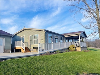 106 Mountain View Dr, Berlin, PA 15530