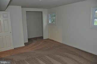 1174 Summit Dr, Annapolis, MD 21409