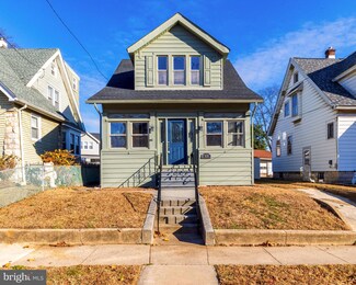 929 Hudson St, Gloucester City, NJ 08030