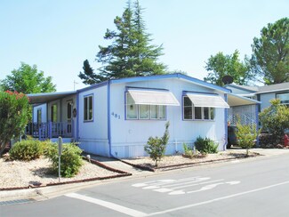 481 Firewood Dr, Redding, CA 96003