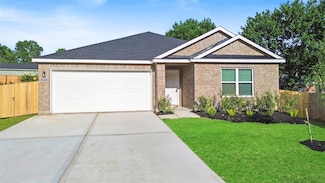 12672 Lake Conroe Hills Dr, Willis, TX 77318