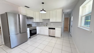 6 Chelsea Dr NW, Fort Walton Beach, FL 32547