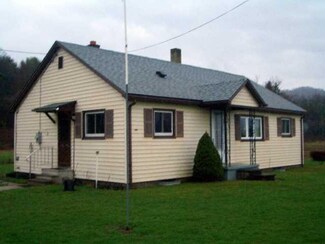 5787 Peth Rd, Great Valley, NY 14741