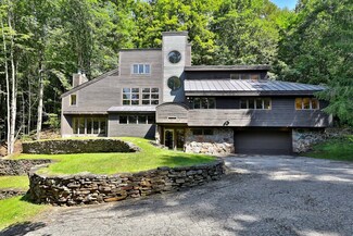 1981 River Rd, Killington, VT 05751