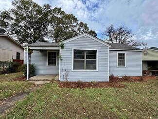 1708 Green Meadow Dr, Little Rock, AR 72204