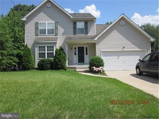 807 Beechwood Ave, Cherry Hill, NJ 08002