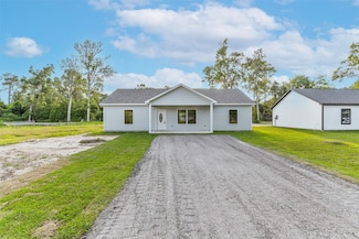 122 County Road 3704, Splendora, TX 77372