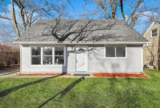 220 Arcadia St, Park Forest, IL 60466