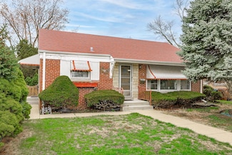 7646 Niles Center Rd, Skokie, IL 60077
