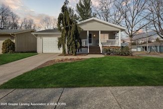 3100 Scarborough Rd, Lansing, MI 48910