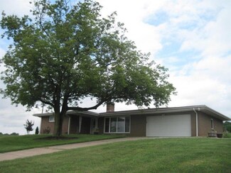 226 Mendon Rd, Smithton, PA 15479