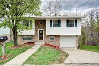131 Eastwood Acres, Nitro, WV 25143