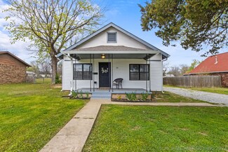319 E Ash St, Skiatook, OK 74070