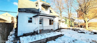 3031 Trowbridge St, HamtraMcK, MI 48212