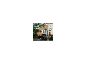 8316 Chester Pkwy, Cleveland, OH 44103