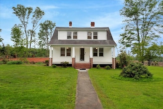 1131 Cody Rd, Nathalie, VA 24577