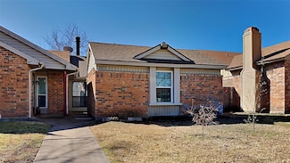 307 Navarro Ln, Grand Prairie, TX 75052