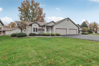 1415 Surrey Point Cir SE Unit 1415, Warren, OH 44484
