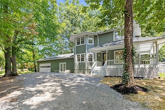 233 Youngs Cove Rd, Candler, NC 28715