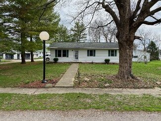 204 N Grant St, Potomac, IL 61865