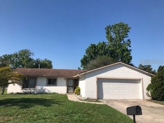 4902 Gardengate Ln, Orlando, FL 32821