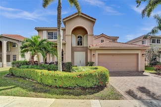 3892 Falcon Ridge Cir, Weston, FL 33331
