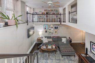 36 Phillips St Unit 36, Boston, MA 02114