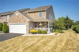 2601 Sapphire Ln, Bethlehem, PA 18020