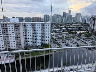 500 Bayview Dr Unit 1821, Sunny Isles Beach, FL 33160