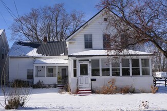 42 N Elm St, Saint Albans, VT 05478
