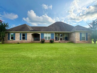 3691 Mississippi 35, Holcomb, MS 38940