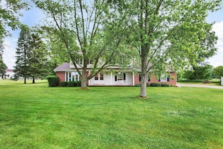 W365N7134 Mcmahon Rd, Oconomowoc, WI 53066