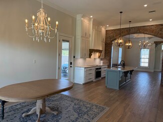 531 Independence Dr, Houma, LA 70360