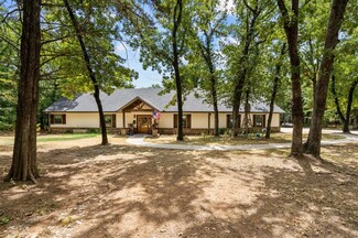 1851 Bloomfield Rd, Valley View, TX 76272