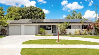 2807 Wiley St, Hollywood, FL 33020