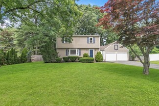 62 Elizabeth Ave, Westfield, MA 01085