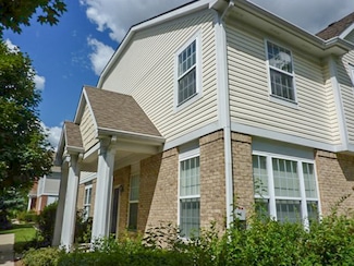 1250 Georgetown Way Unit 201, Vernon Hills, IL 60061