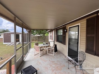 4769 Pine Ln, Milton, FL 32571