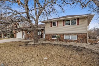 105 19th Ave N, Fargo, ND 58102