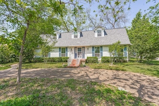 1050 Forest Grove Dr, Dallas, TX 75218