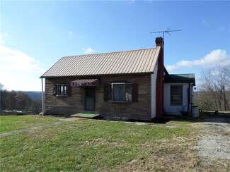 459 Washington Rd, Waynesburg, PA 15370