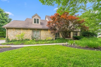 1391 Windrush Cir, Blacklick, OH 43004