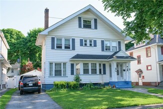 125 Roxborough Rd, Rochester, NY 14619