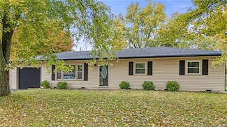 310 Crestwood Dr, Madison, IN 47250