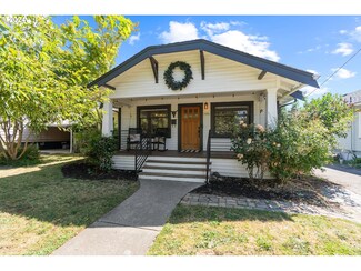 7506 SE 18th Ave, Portland, OR 97202