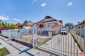 956 E 24th St, Los Angeles, CA 90011