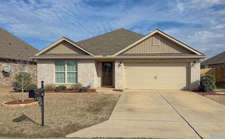 347 Mccollum Rd, Meridianville, AL 35759