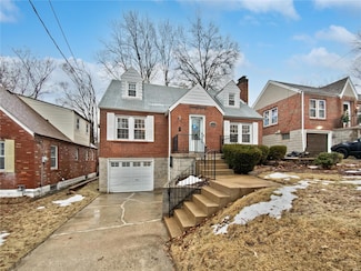 515 Carson Rd, Saint Louis, MO 63135